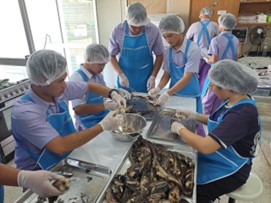 โครงการการพัฒนาศักยภาพฐานเรียนรู้ทางการประมงและนวัตกรรมการผลิตสัตว์น้ำแบบบูรณาการภายในคณะเทคโนโลยีการประมงและทรัพยากรทางน้ำ และพื้นที่ชุมชนหรือโรงเรียนเป้าหมาย เพื่อสร้างความเข้มแข็ง ยั่งยืน และพัฒนาเป็นผู้ประกอบการเพาะเลี้ยงสัตว์น้ำแบบครบวงจรด้วยโมเดลเศรษฐกิจ BCG